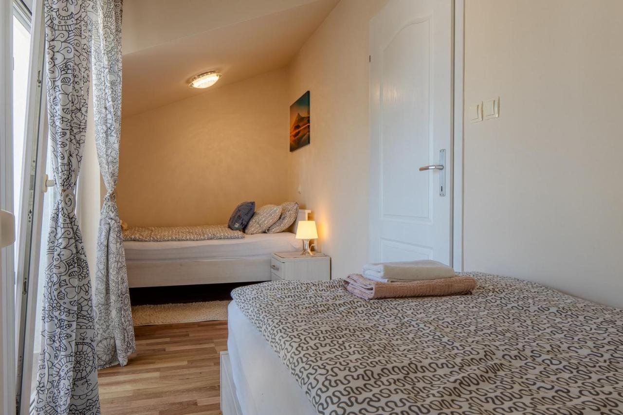Sum Mora Apartment