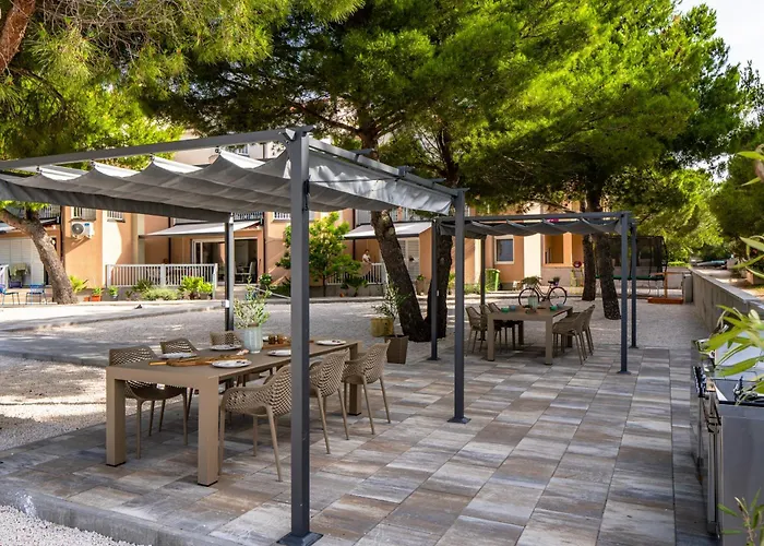 Apartments Sum Mora