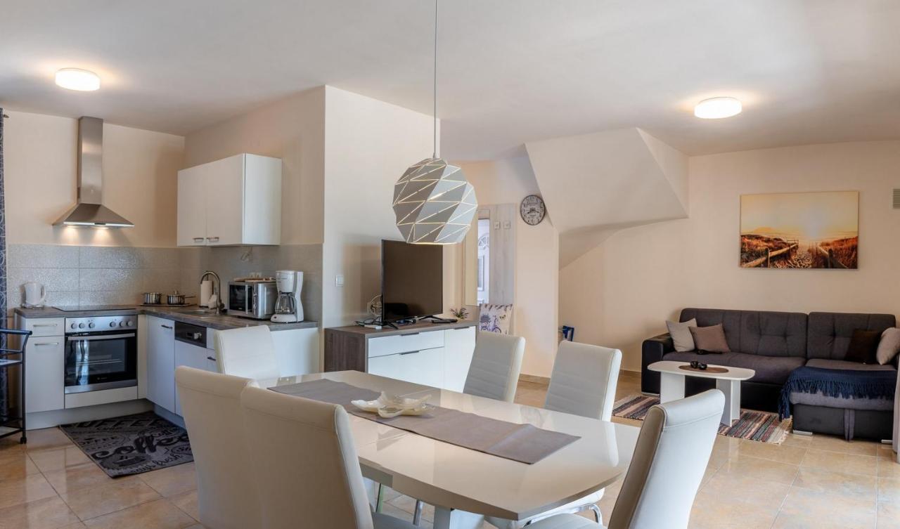 Sum Mora Apartment *