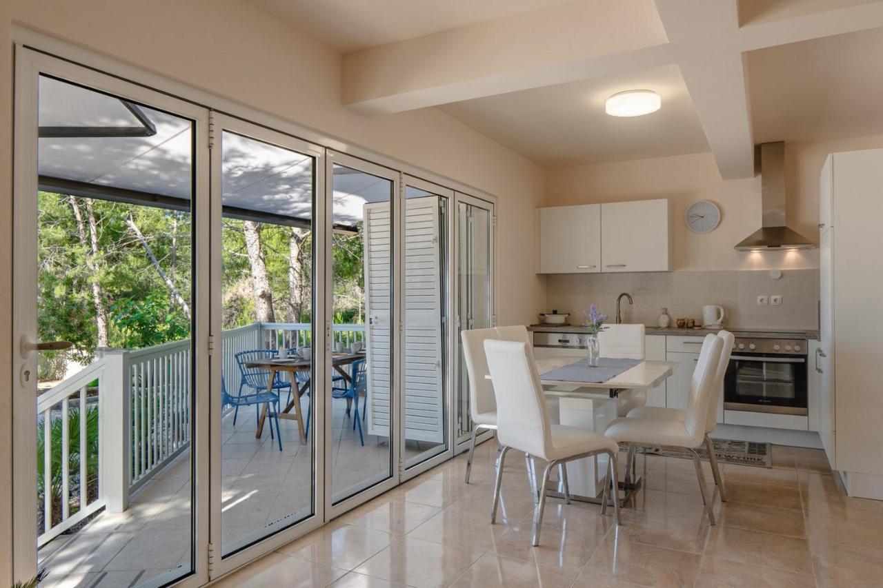Apartment Sum Mora