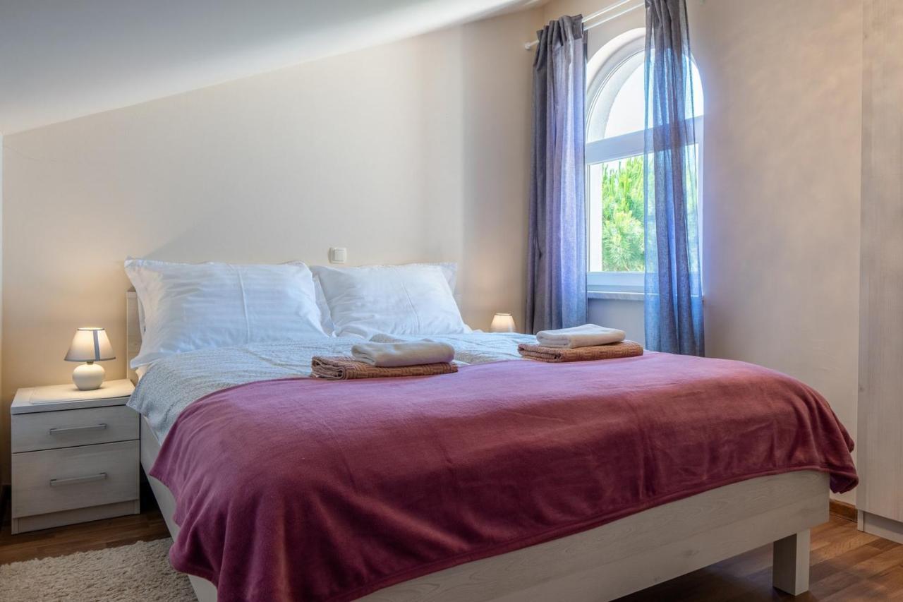 Sum Mora Apartment